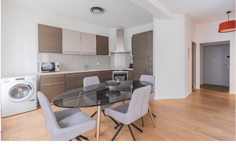 2 Bedroom EAUX-VIVES Geneva detail view 1