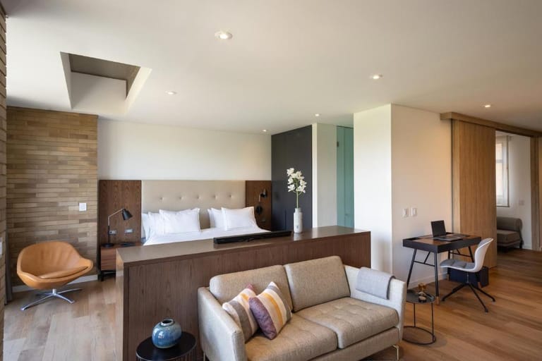 Cassa Luxury Apartments detail view 1
