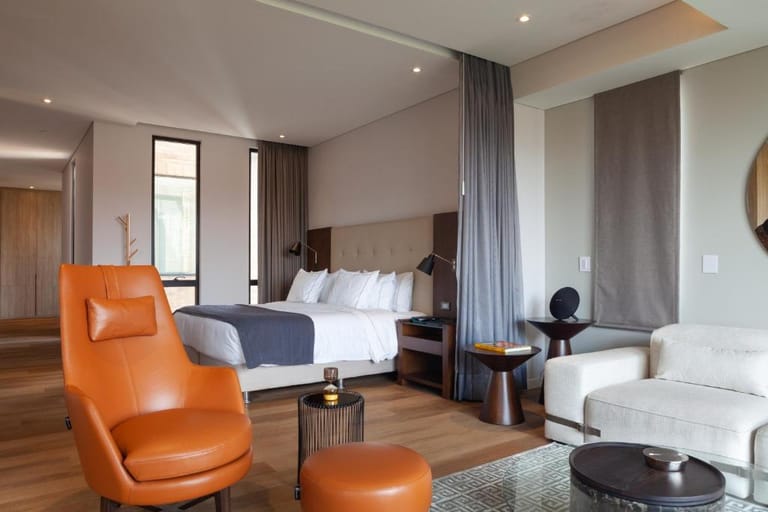 Cassa Luxury Apartments detail view 3