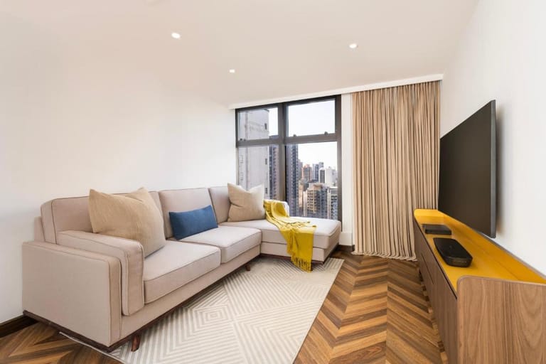 Shama Central Apartments - image 1