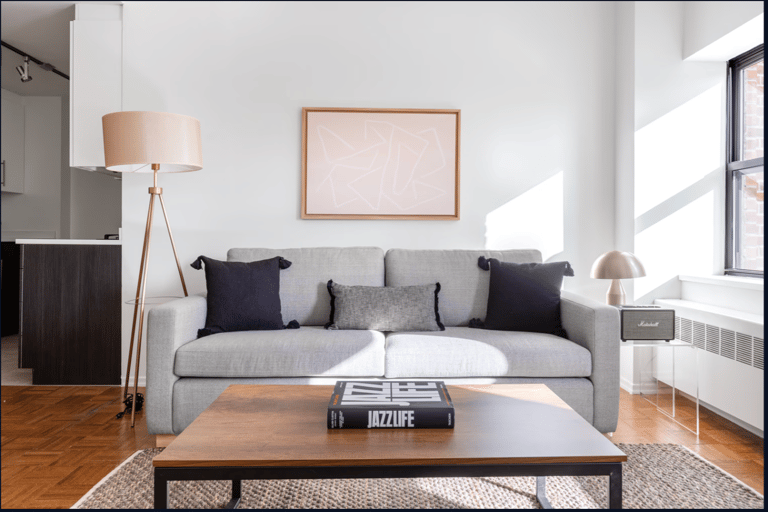 NY Chelsea Slone Apartments detail view 1