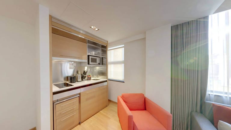 Tsim Sha Tsui Apartments detail view 3