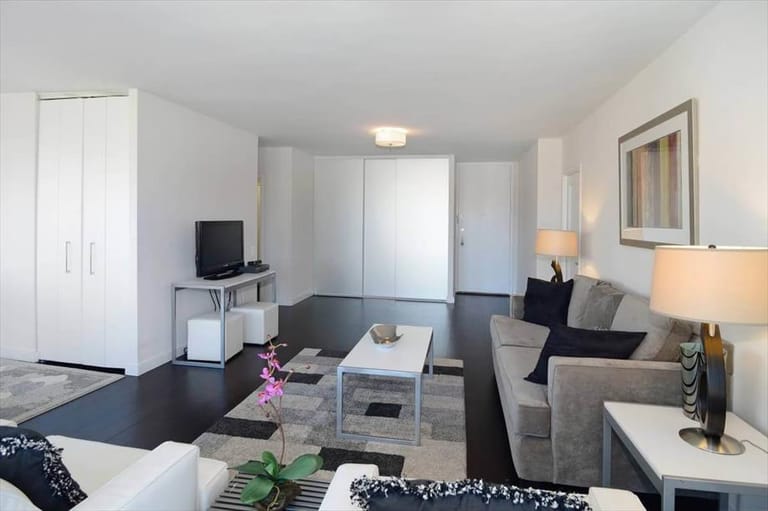 View 34 Apartments - photo 1