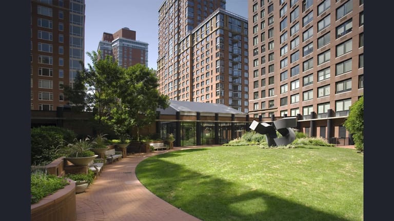 Tribeca Park Apartments detail view 3