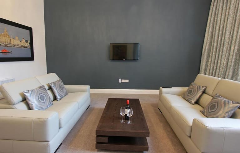 14 Cook Street - image 1