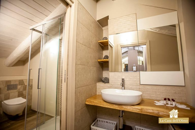 Perla Suites detail view 1
