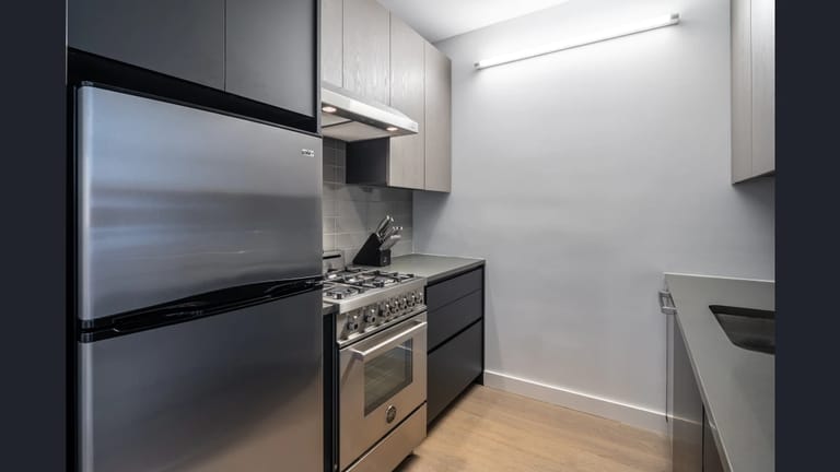 416 Kent Apartments detail view 3