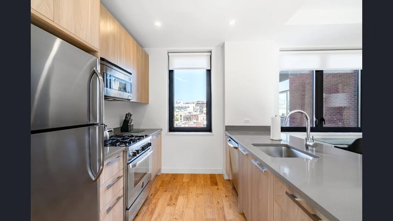 Fifth & Wythe Apartments detail view 4