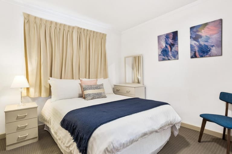 South Perth Executive Apartment detail view 1