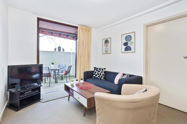 South Perth Executive Apartment detail view 3