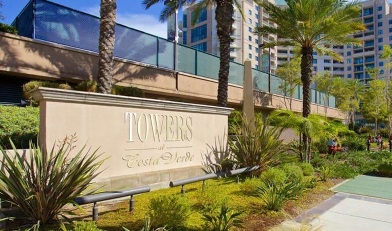 Costa Verde Towers detail view 3
