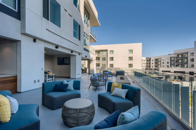 Vive Luxe Apartments - image 1