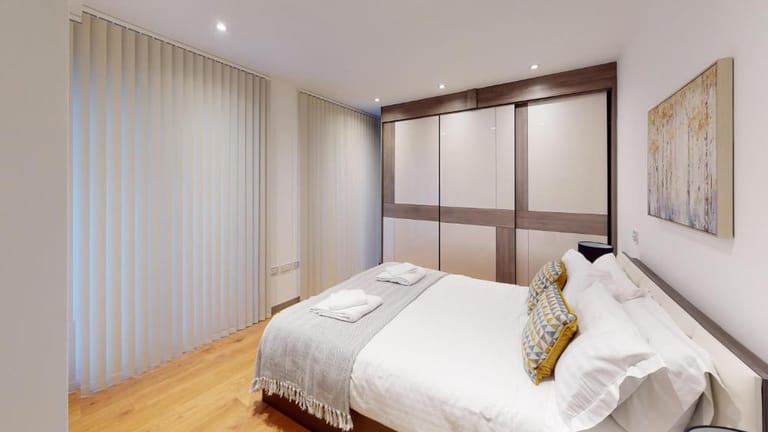 Kew Bridge Apartments detail view 3
