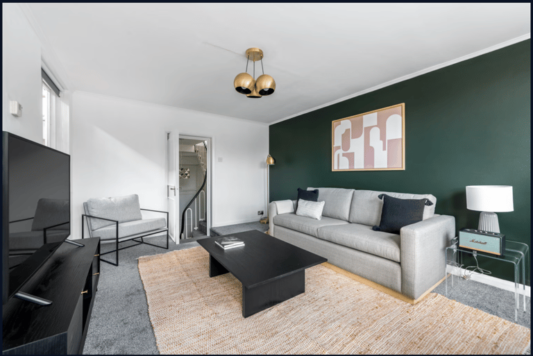 Rutland Gate Apartment detail view 1