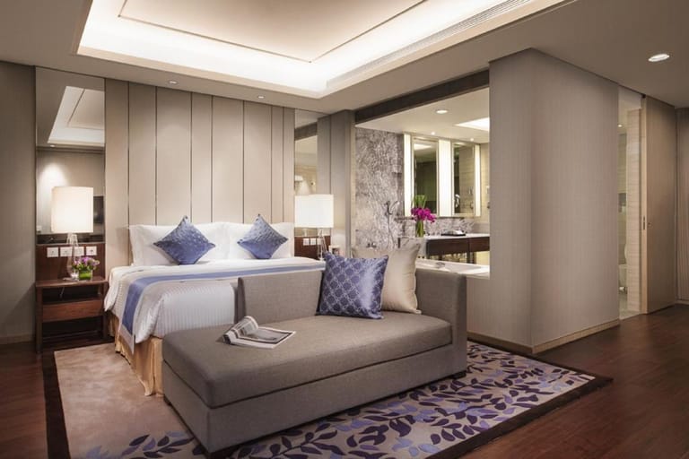 Apart-hotel Heng Shan Shanghai - image 1