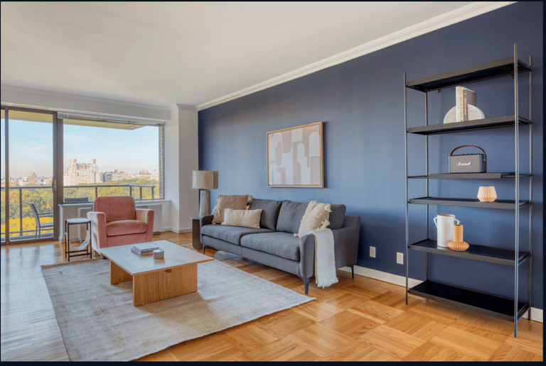 2 Bed Apartment - 985 5th Ave - image 1