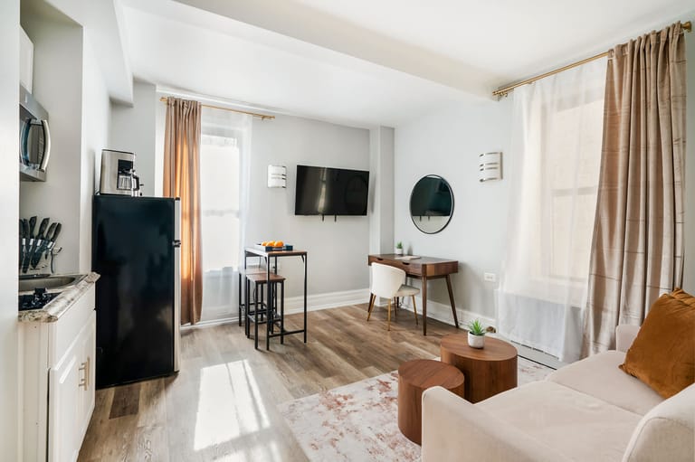 240 West & 75th Street - image 1