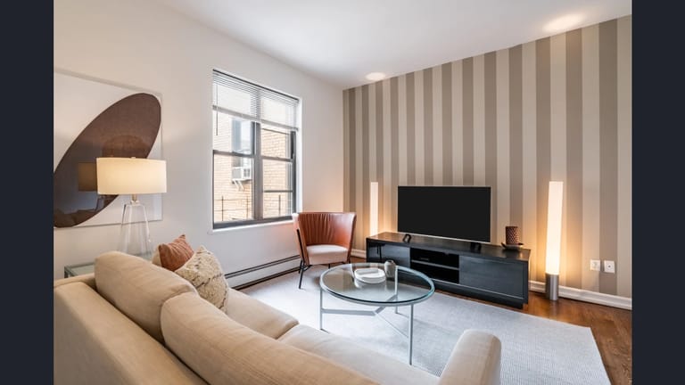 142 West 86th Street detail view 1