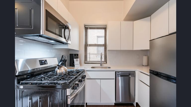 142 West 86th Street detail view 4