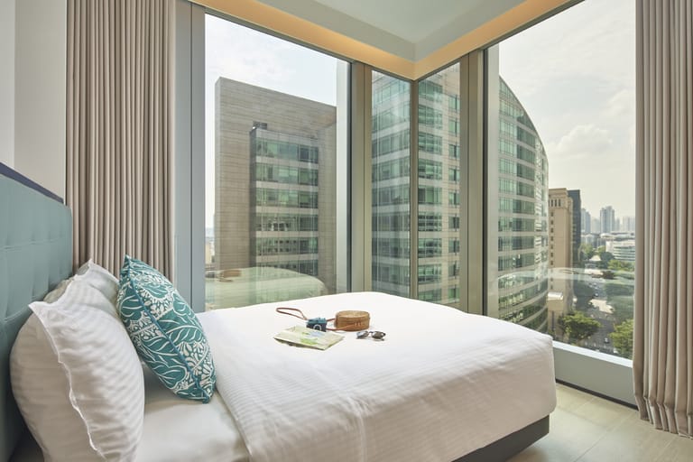 Raffles Place Apartments detail view 1