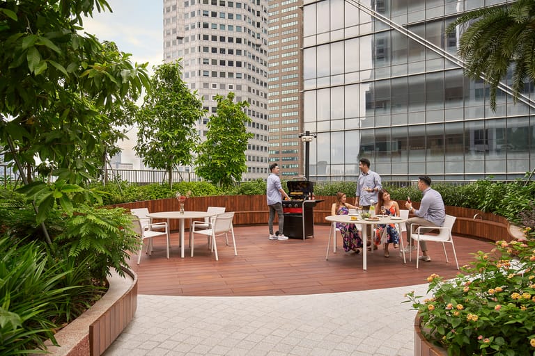 Raffles Place Apartments detail view 3