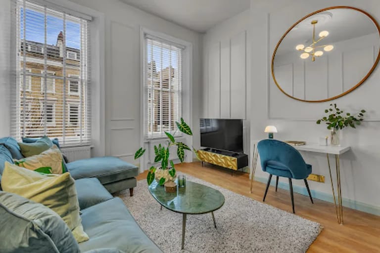Kensington Residences detail view 4