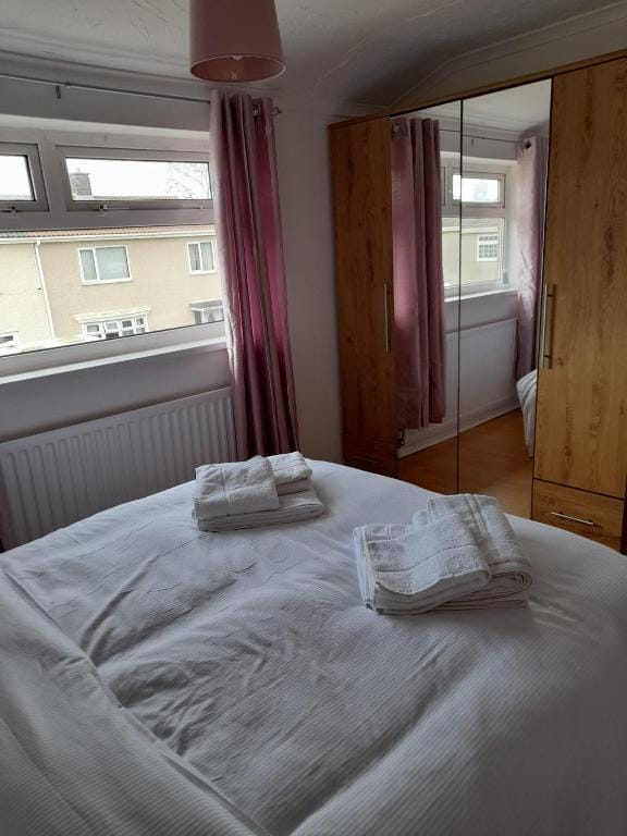 Newton Aycliffe Holiday Home detail view 1
