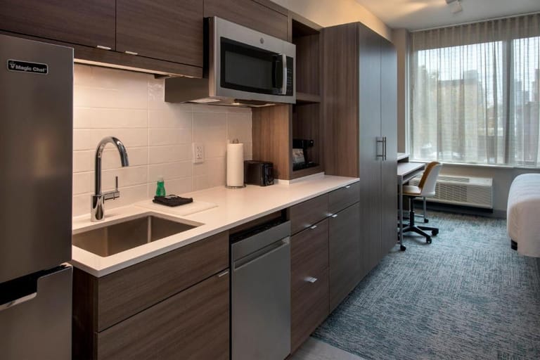 Town Suites NY Brooklyn detail view 2