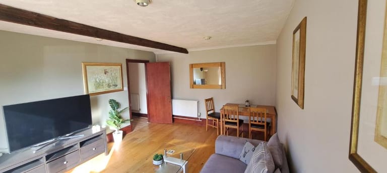 Yaxley One Bed Holiday Home detail view 4