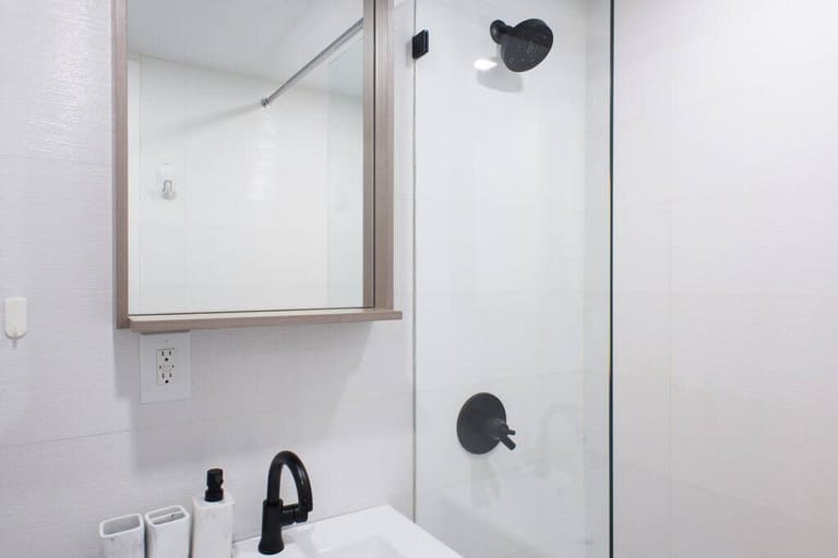 69 Clinton St 3D detail view 2