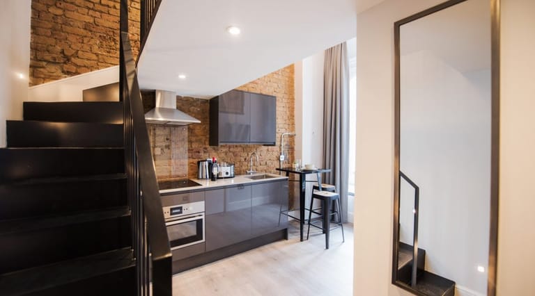Notting Hill Studio Apartments detail view 4