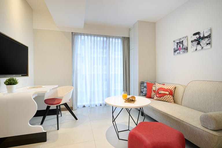 Singapore Studios & Apartments detail view 4