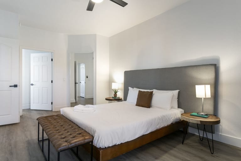 Nines Scottsdale Apartments detail view 4