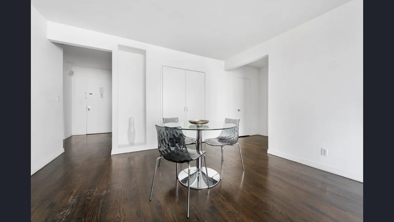 316 East 63rd detail view 4