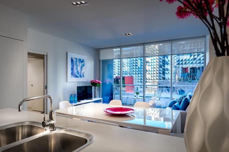 Milano Apartments - image 1