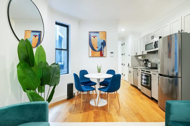 1288 First Avenue - image 1