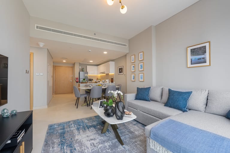 Radiant Boulevard Apartments detail view 2