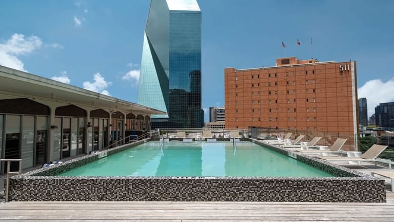 Remi Apartments - image 1