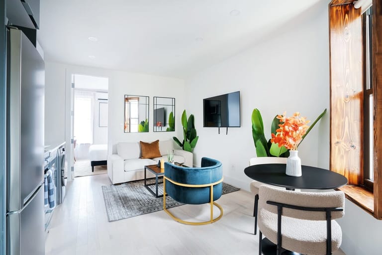 515 W 48th St Apartment 4RE - image 1