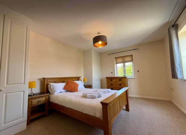 Great Marlow - image 1