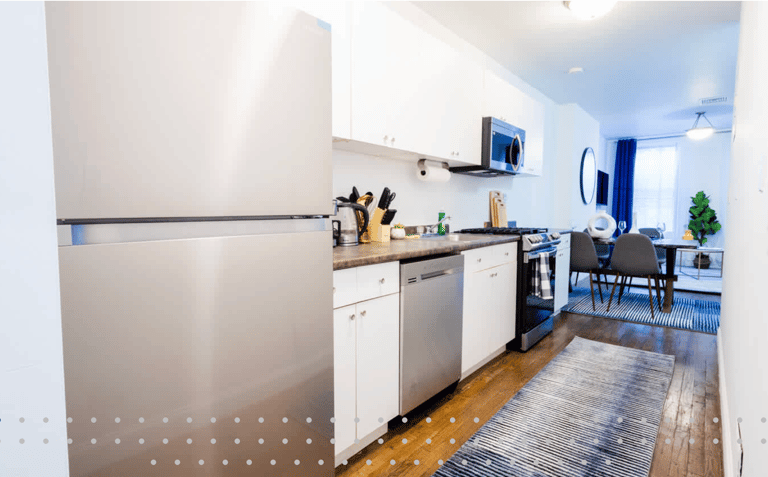 1435 Second Avenue Apartment 2 - image 1
