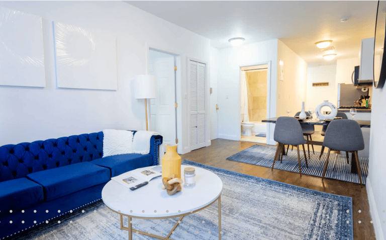 1435 Second Avenue Apartment 2 detail view 1
