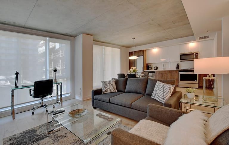 William Montreal Apartment - image 1