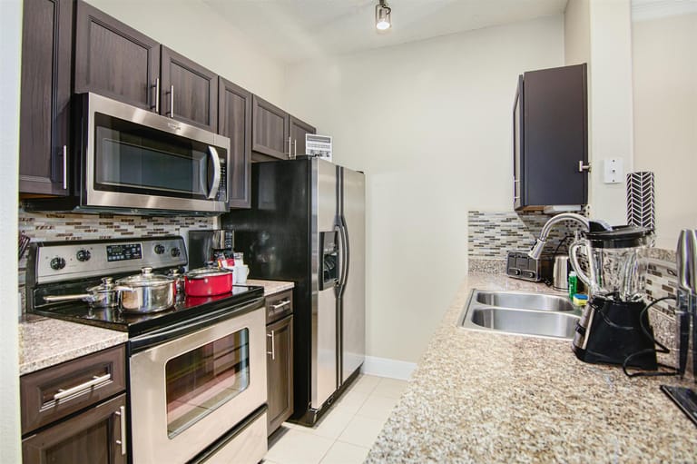 Montierra Apartments detail view 4