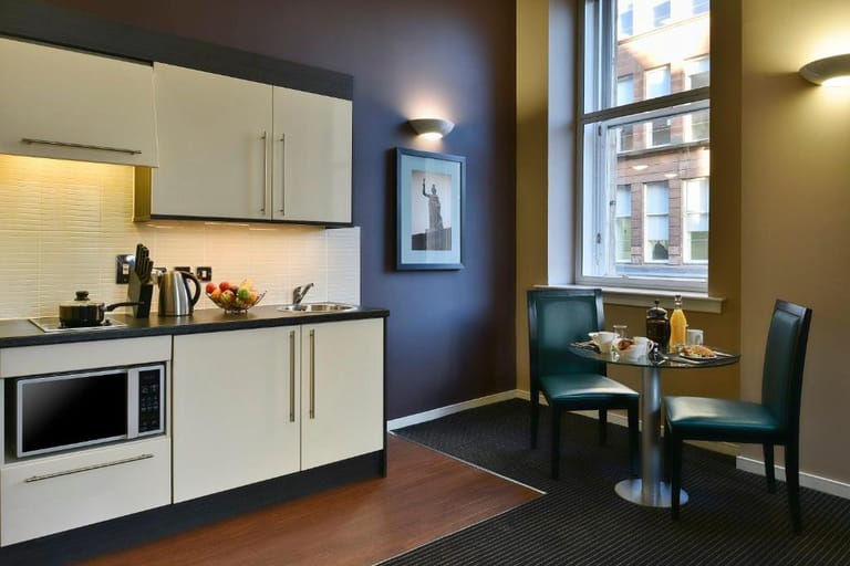 Albion Street Suites detail view 2