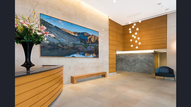 150 East 44th Street detail view 1