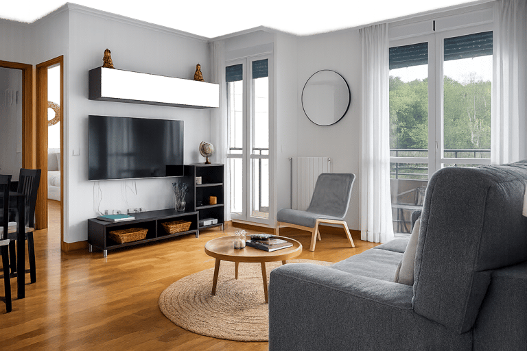 Sebastian Apartments - image 1
