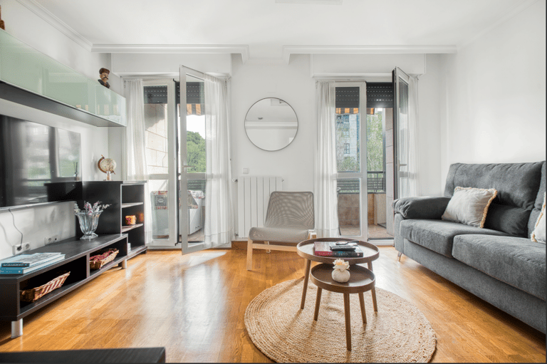 DONOSTIA - APARTAMENTO - image 1