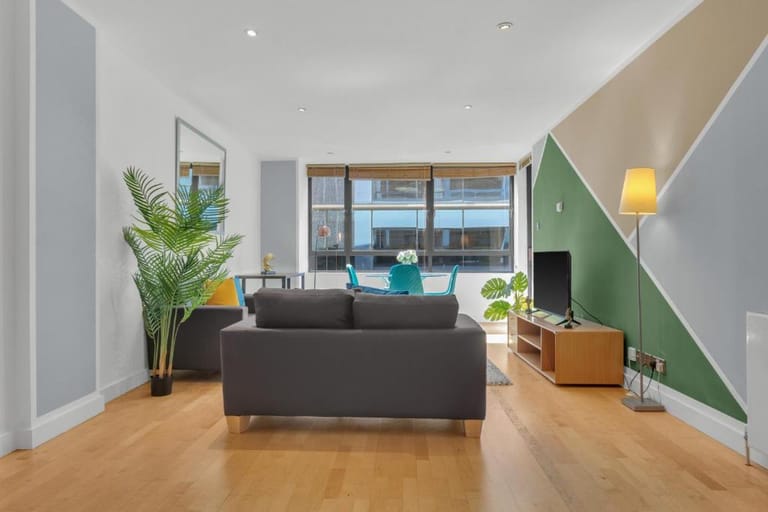 Farringdon Residences London detail view 2