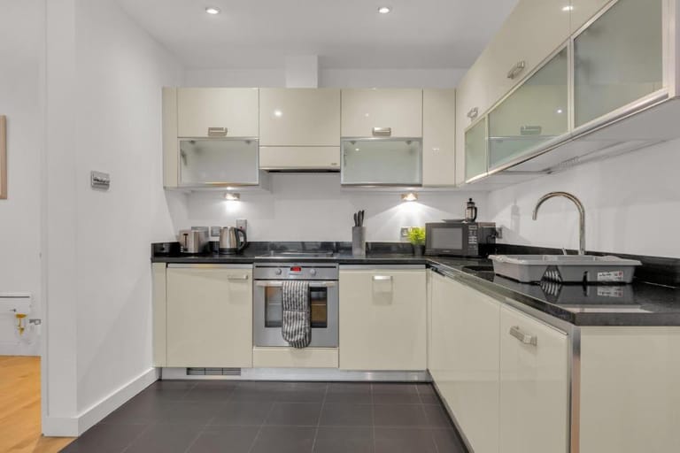 Farringdon Residences London detail view 3